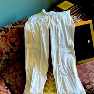 NWT - Vince women’s size 10 white linen blend pants with silk ivory pinstripe.